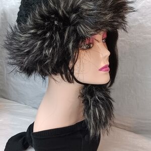 Faux Fur Winter Hat - Black